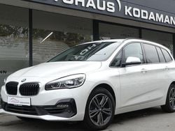 Weiß Gebraucht 2019 BMW 216 Gran Tourer Sport Line Van / Kleinbus | 15.850 € (Fairer Preis)