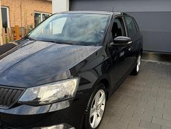 Schwarz Gebraucht 2017 Skoda Fabia Kombi | 5.600 € (Guter Preis)