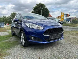 Blau Gebraucht 2017 Ford Fiesta Celebration Kleinwagen | 6.490 € (Guter Preis)