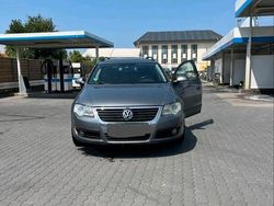 Silber Gebraucht 2008 VW Passat Limousine | 5.100 € (Teuer)