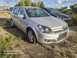 Silber Gebraucht 2004 Opel Astra Enjoy Limousine | 1.200 € (Superpreis)