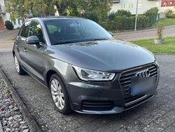 Grau Gebraucht 2016 Audi A1 Kleinwagen | 9.900 € (Fairer Preis)