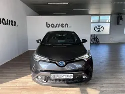 Marlingrau metallic Gebraucht 2018 Toyota C-HR Team SUV | 19.250 € (Guter Preis)
