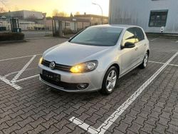 Silber Gebraucht 2011 VW Golf VI Style Limousine | 6.800 € (Fairer Preis)