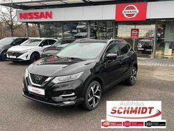 Schwarz Gebraucht 2018 Nissan Qashqai Tekna SUV | 15.900 € (Fairer Preis)