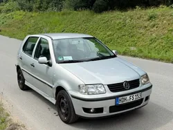 Silber Gebraucht 1999 VW Polo Basis Limousine | 2.100 € (Etwas zu teuer)