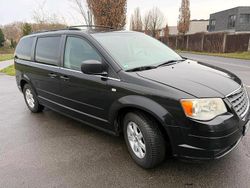 Schwarz Gebraucht 2011 Chrysler Voyager Van / Kleinbus | 1.750 €