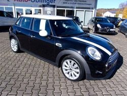 Midnight black metallic Gebraucht 2015 Mini Cooper Kleinwagen | 9.800 € (Fairer Preis)