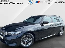 Saphirschwarz Gebraucht 2023 BMW 330 M Sport Kombi | 35.786 € (Superpreis)