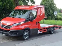 Rot Gebraucht 2024 Iveco Daily | 62.549 €