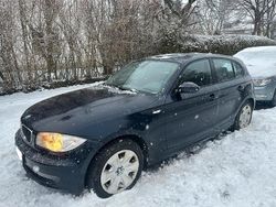 Blau Gebraucht 2010 BMW 118 Kleinwagen | 2.100 € (Superpreis)