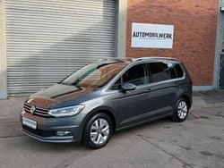 Grau Gebraucht 2016 VW Touran Van / Kleinbus | 16.499 € (Guter Preis)