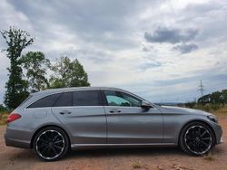 Grau Gebraucht 2015 Mercedes C180 Limousine | 12.200 € (Superpreis)