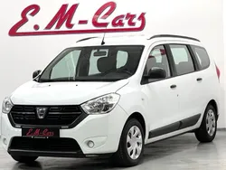 Weiß Gebraucht 2021 Dacia Lodgy Comfort Van / Kleinbus | 9.790 € (Superpreis)