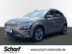 Bronze Gebraucht 2022 Hyundai Kona Trend SUV | 23.890 € (Teuer)