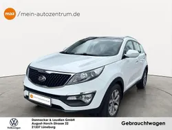Weiß Gebraucht 2016 Kia Sportage SUV | 14.980 € (Fairer Preis)