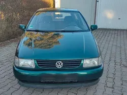 Grün Gebraucht 1996 VW Polo Kombi | 500 € (Guter Preis)