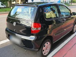Schwarz Gebraucht 2007 VW Fox Kleinwagen | 2.500 € (Teuer)