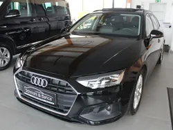 Brillantschwarz Gebraucht 2023 Audi A4 Performance Kombi | 29.990 € (Guter Preis)