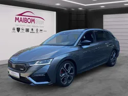 Graphitegrau metallic Gebraucht 2022 Skoda Octavia RS Kombi | 29.990 € (Fairer Preis)