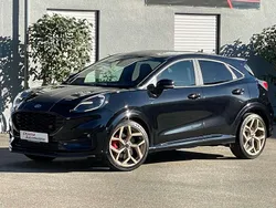 Obsidianschwarz metallic Gebraucht 2022 Ford Puma Gen-E ST Kleinwagen | 23.699 €