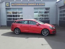 Rot Gebraucht 2016 Renault Mégane IV Intens Limousine | 13.900 € (Teuer)