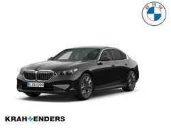 Schwarz Neu 2025 BMW 520 Performance Limousine | 77.080 €