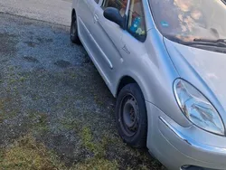 Silber Gebraucht 2005 Citroën Xsara Picasso Van / Kleinbus | 1.500 €