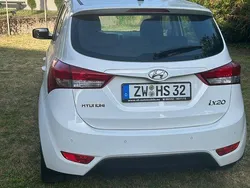 Weiß Gebraucht 2019 Hyundai ix20 Space Van / Kleinbus | 15.000 € (Etwas zu teuer)