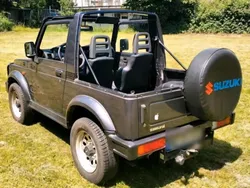 Grau Gebraucht 1996 Suzuki Samurai SUV | 13.900 €