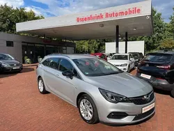 Silber (metallic) Gebraucht 2022 Opel Astra Kombi | 14.990 € (Superpreis)