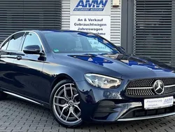 Blau Gebraucht 2021 Mercedes E220 AMG line Limousine | 38.900 € (Etwas zu teuer)