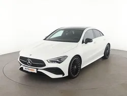 Weiß Gebraucht 2023 Mercedes CLA200 AMG line Limousine | 39.790 €