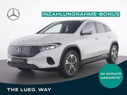 Digitalweiß Gebraucht 2024 Mercedes EQA250+ Electric Art SUV | 38.885 € (Guter Preis)