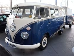 Blau/atlasweiß Gebraucht 1966 VW T1 Van | 59.900 €