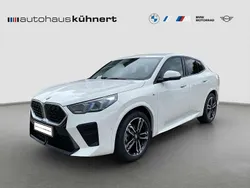 Weiß Gebraucht 2024 BMW X2 M Sport SUV | 45.455 €