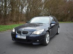 Blau Gebraucht 2005 BMW 530 Kombi | 4.500 €
