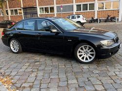 Schwarz Gebraucht 2006 BMW 750 Limousine | 9.990 € (Etwas zu teuer)