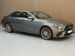 Grau Gebraucht 2023 Mercedes E400 AMG Limousine | 46.990 € (Fairer Preis)