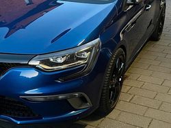 Blau Gebraucht 2016 Renault Mégane GrandTour GT Kombi | 16.500 € (Teuer)