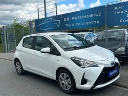 Weiß Gebraucht 2018 Toyota Yaris Style Limousine | 12.990 € (Fairer Preis)