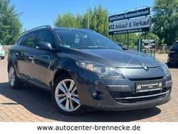 Grau Gebraucht 2012 Renault Mégane III Luxe Limousine | 5.900 € (Fairer Preis)