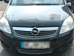 Schwarz Gebraucht 2008 Opel Zafira Edition Van / Kleinbus | 2.600 € (Guter Preis)
