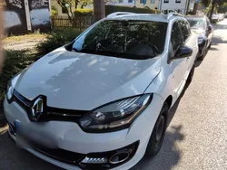 Weiß Gebraucht 2014 Renault Mégane GrandTour Bose Edition Kombi | 4.200 € (Superpreis)