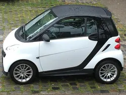 Weiß Gebraucht 2014 Smart ForTwo Coupé Kleinwagen | 6.900 € (Etwas zu teuer)