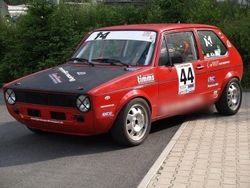 Rot Gebraucht 1983 VW Golf I GTI Kleinwagen | 9.999 €
