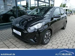 Schwarz Neu 2025 Hyundai i10 GO! Kleinwagen | 21.350 € (Etwas zu teuer)