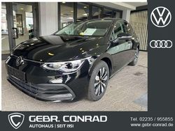 Grenadillschwarz metallic Gebraucht 2024 VW Golf VIII Life Limousine | 35.789 €