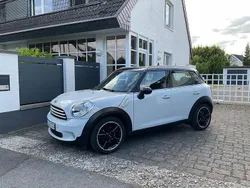 Weiß Gebraucht 2010 Mini Countryman SUV | 6.900 €