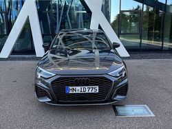 Grau Gebraucht 2023 Audi A3 Sport Kombi | 29.000 € (Etwas zu teuer)